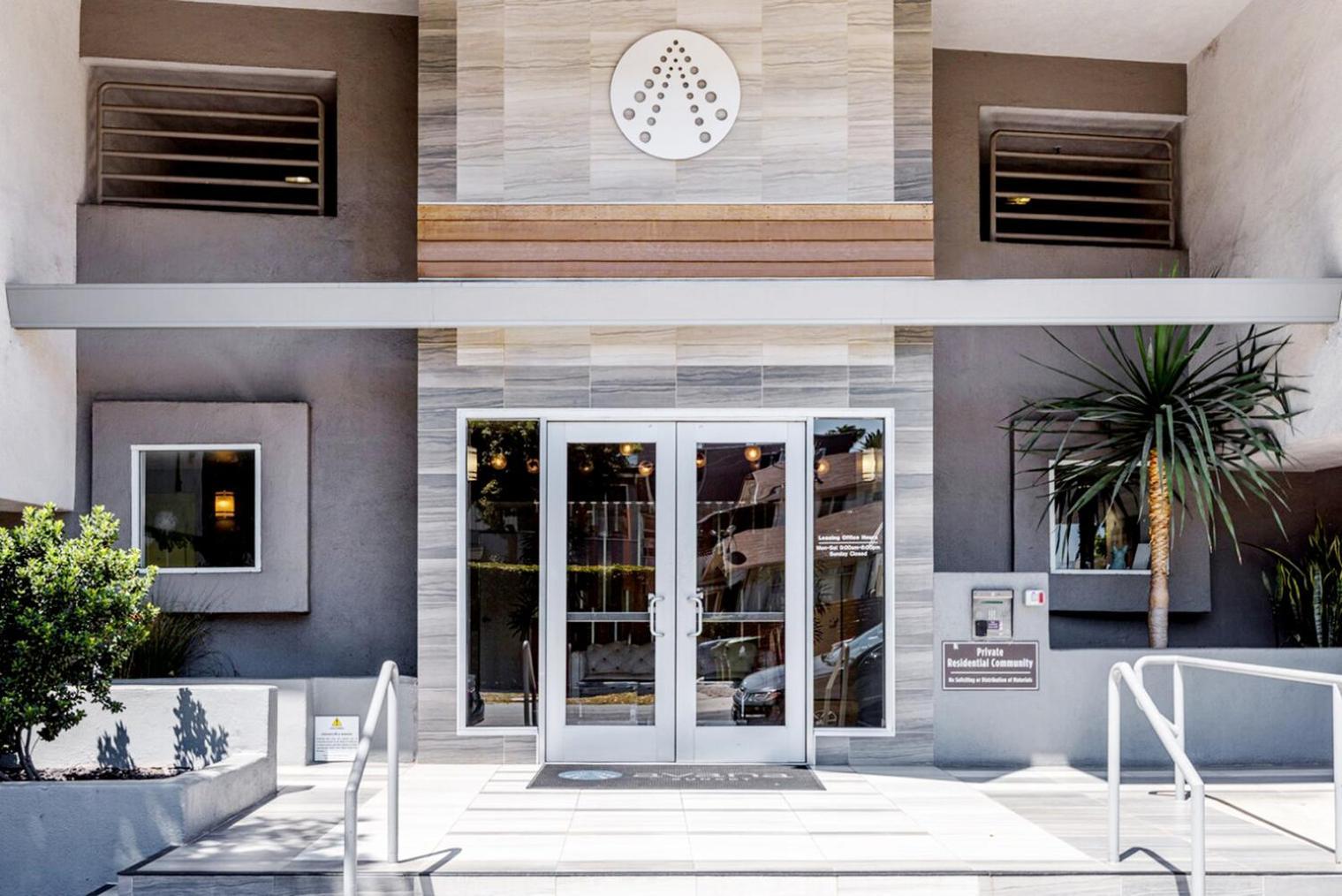 Blueground Hollywood Gym Ac Nr Runyon Lax-1346 Los Angeles